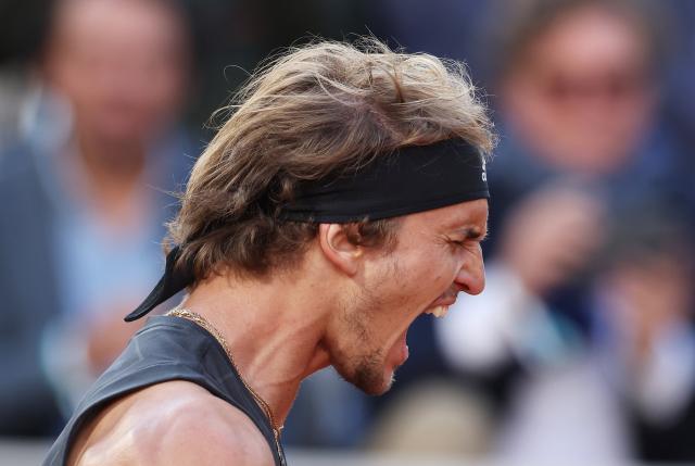 博鱼电竞-兹维列夫成功阻击阿尔卡拉斯 半决赛再挑战纳达尔