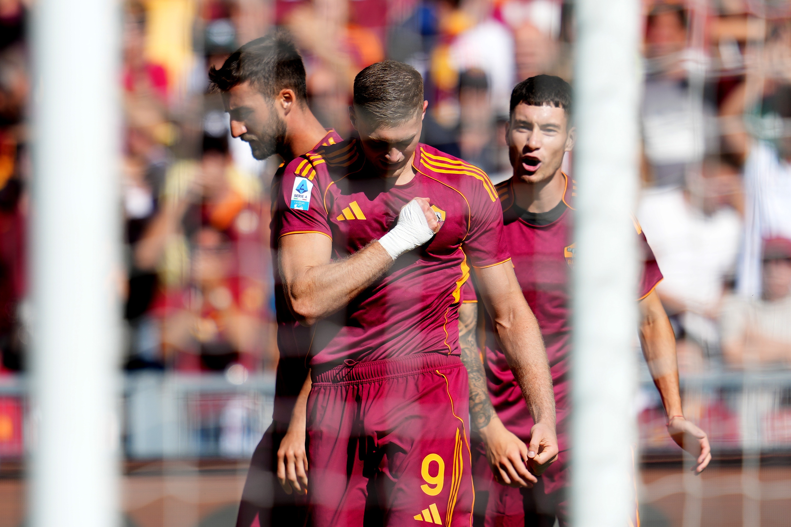 博鱼电竞官网-意天空:恢复情况不如预期,罗马前锋多夫比克基本上赛季报销